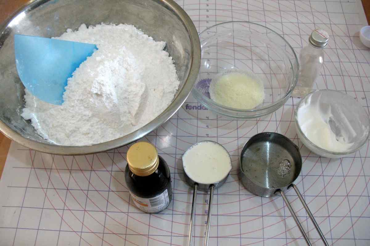 Як приготувати цукрову мастику для тортів